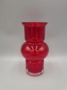 Riihimaki / Riihimaen Lasi Oy Red Glass Vase, Hooped, Finland, MCM. - Picture 1 of 11