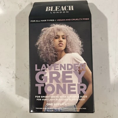 1 tónico de color de cabello gris lavanda Bleach London púrpura en casa Foto 1 de 4