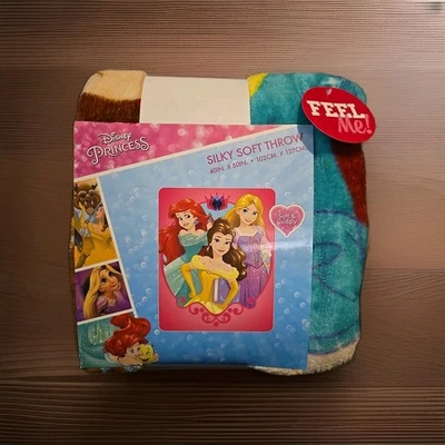 Disney Princess Super Soft Plush Throw Blanket 40 X 50 Inches  - Image 1 of 2