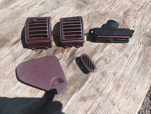 1995-98 Chevy Silverado GMC Truck Pair Passenger Red AC Heater Vents & Fuse Cap - Picture 1 of 16