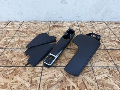 SOLA CENTRAL REPOSABRAZOS PORTAVASOS NEGRO ROJO LEXUS IS300 IS350 (2017-2020) OEM Foto 1 de 4