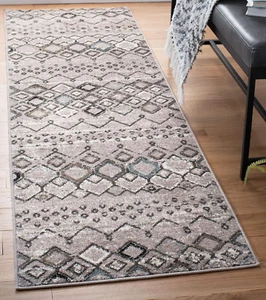 SAFAVIEH Amsterdam Collection AMS108f Light Grey & Brown 2.3' x 14' - Picture 1 of 2