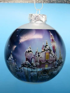 Disneyland Resort 2010 Happy Holidays Ornamento Campanilla Castillo de la Bella Durmiente - Imagen 1 de 6