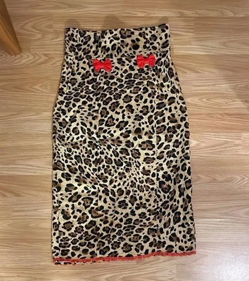 Collectif Size 10 Leopard Print Retro Style Knee Length Skirt With Red Bows - Image 1 of 3