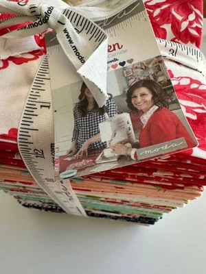 Paquete Smitten Fat Quarter de Moda  Foto 1 de 2