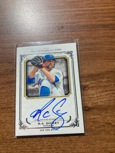 Colección de autógrafos Topps Museum 2013 #RD R.A. Dickey AA-RD (22/50) - Imagen 1 de 1