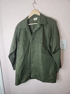 US Militär Vietnam Ära Vintage Hemd Größe 17 1/2 X 32. B2 - Bild 1 von 3