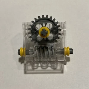 LEGO Technic GEAR BOX ASSEMBLY 2 x 4 x 3 1/3 Worm screw gear motor - Picture 1 of 3