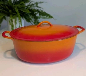 Vintage Descoware Belgium Flame Red Oval Cast Iron Dutch Oven. RARE! VGC! - Picture 1 of 20