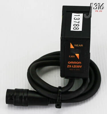 13788 OMRON Laser Verdränger Sensor ZX-LD30V - Bild 1 von 4