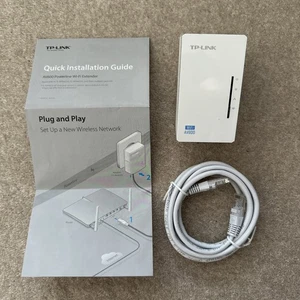 AV600 TP-Link TL-WPA4220 Wi-Fi Single Unit Add On Powerline WiFi Extender  - Afbeelding 1 van 4
