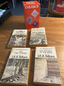 JRR Tolkien Red Boxed Set 4 Volume Lord of the Rings The Hobbit Ballantine 1973 - Picture 1 of 10