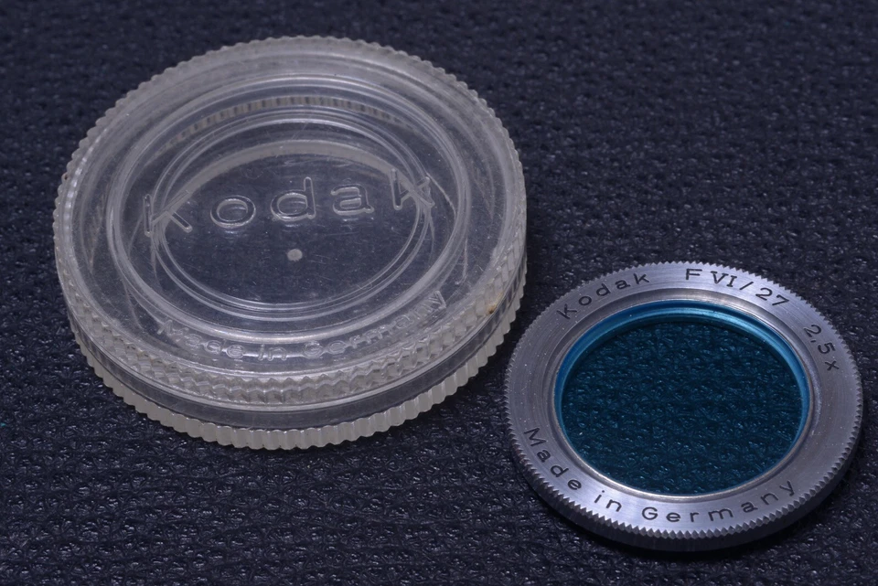 ✅ KODAK RETINA BLUE 2.5X FVI/27 21MM FILTER GENUINE LENS SCREW W/ KEEPER 111-3 - Image 1 of 2