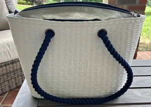 OBag weiß Beuteltasche Doppelseilgriffe Made in Italy Fullspot Schulter 11 x 14 x 4 - Bild 1 von 4