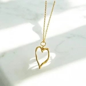 Handmade Dainty Gold Heart Pendant Necklace, Gold Filled Open Heart, 22”, NEW - Picture 1 of 5