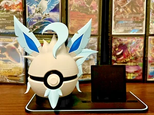 Pokémon special Winter Time Leafeon Eeveelutions (3D Printed) Pokeballs - Picture 1 of 4