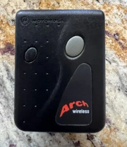 1990s Vintage Beeper Page Motorola Arch Powers Up Display Working See Pics - Zdjęcie 1 z 9