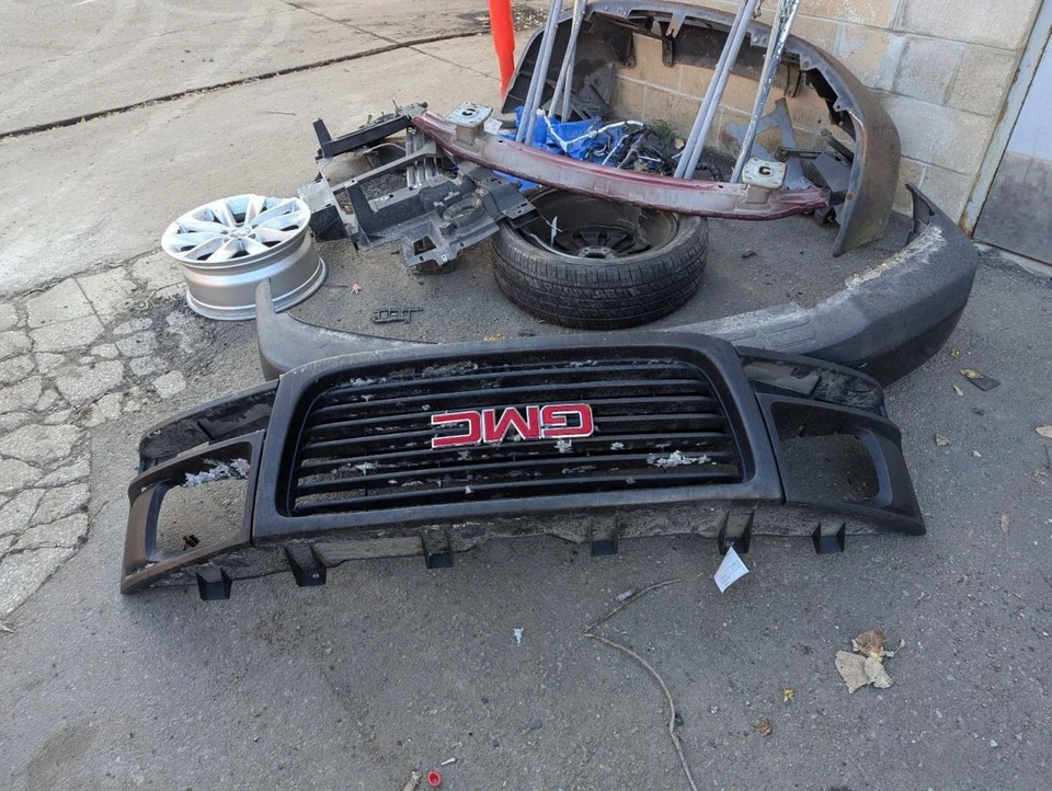 Grille Sealed Beam Headlamps Fits 11-17 SAVANA 2500 VAN 794991 - Image 1 of 4