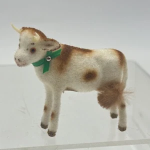 Vaca flocada vintage de los años 60 Alemania Occidental artesanía Kunstlerschutz Wagner - Imagen 1 de 3