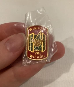 Pin McDonald's DE COLECCIÓN - Asistente de ventanas - TOTALMENTE NUEVO - RARO - Imagen 1 de 3
