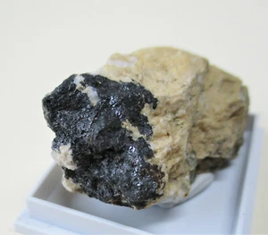 +++ Versiliait, Apuanit -- Buca della Vena, Toskana, Italien +++ TYP +++ - Picture 1 of 4