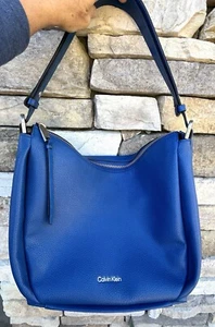 Calvin Klein Prism Top Zip Convertible Shoulder to Crossbody Bag Blue Pre-Owned - Picture 1 of 9