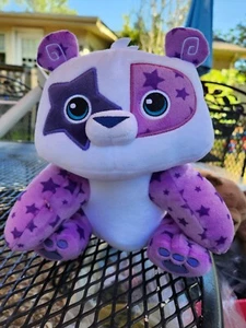 Animal Jam Cuddly Púrpura Panda Sentado Peluche Animal Juguete de Peluche Animal - Imagen 1 de 2