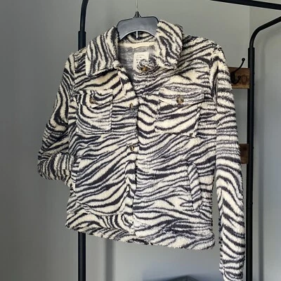 Billabong girls off-track fluffy zebra grafton buttons Faux Fur jacket size L/12 - Image 1 of 4