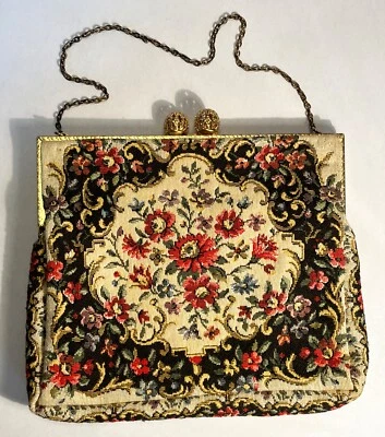 Bolsa de noite vintage francesa floral tapeçaria, forrada de cetim, 6 x 5,5 x 1 - Imagem 1 de 4