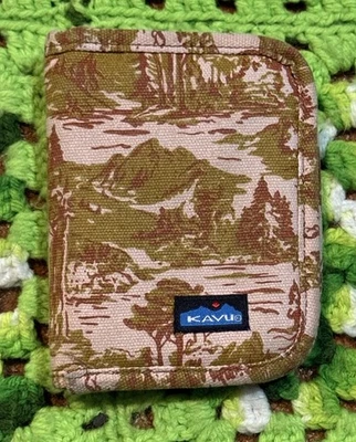 Cartera cerrada a presión pequeña Kavu Trees Nature al aire libre campamento caminata ranuras para tarjetas informal Foto 1 de 4