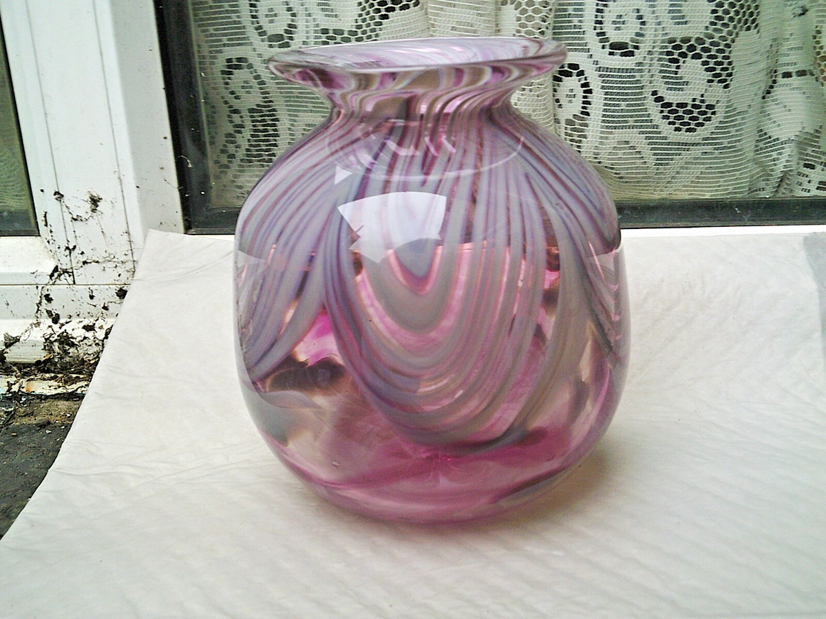 英国 花瓶Isle of Wight Glass by Lilac 英国 花瓶Isle of Wight Glass by Lilac - メルカリ