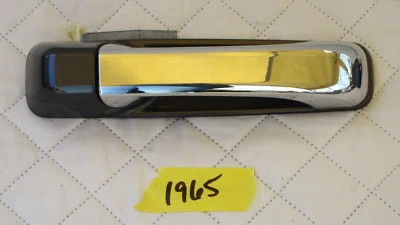 Manija de puerta exterior derecha OEM 2014-2020 Dodge Ram 1500 2500 3500 Foto 1 de 4