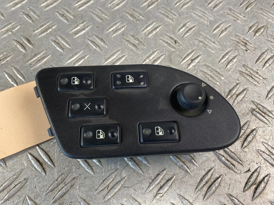 57725 Interruptor elevalunas delantero izquierdo RENAULT Safrane I (B54) 7700811906 Foto 1 de 3