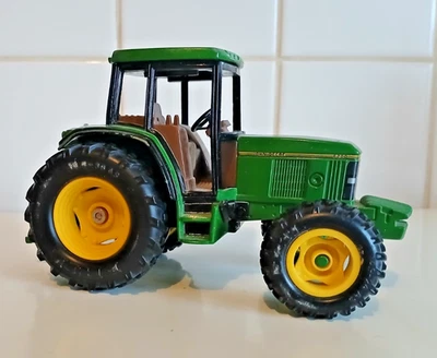 Tracteur John Deere 1/32 par ERTL - Photo 1/4