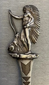 Antiguo jefe indio completo con perro de plata esterlina cuchara de recuerdo Lunt 5,5" - Imagen 1 de 7