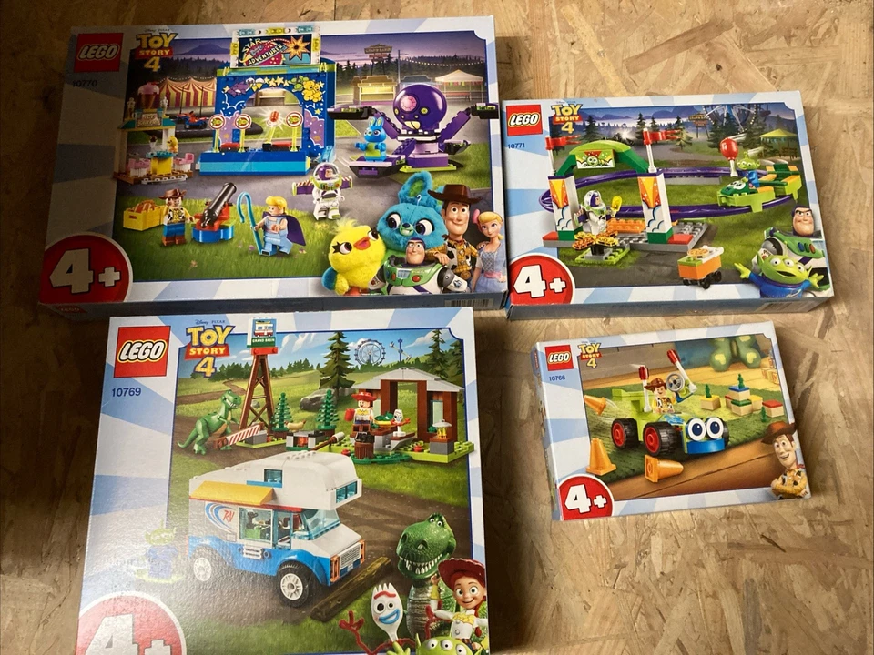 LEGO Toy Story 10770 , 10769 , 10771, 10766 : Buzz & Woody's Carnival  Neuf Quel - Photo 1/1