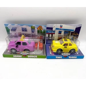 Chevron The Chevron Cars Patty Patrol Casey Coupe 2-Pack Neu Vintage Sammlerstück - Bild 1 von 4