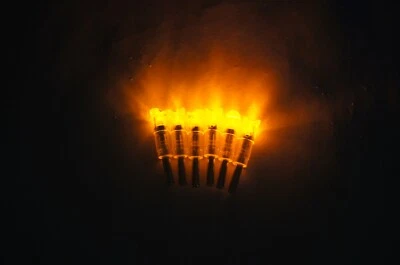 6PK Automatically Bow String Activated Lighted Crossbow Arrow Nocks 5 Colors - Image 1 of 4