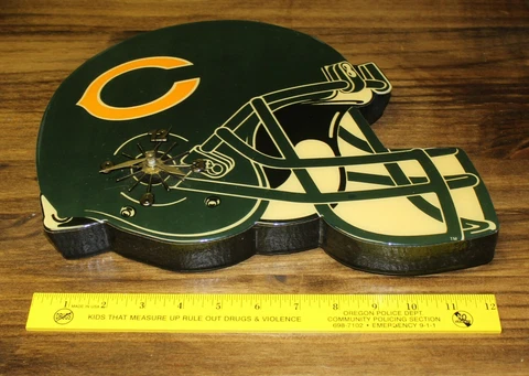 Chicago Bears Custom Wall Clock (tested works) Football Sports Cover