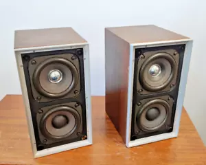Technics SB-40 Bookshelf Speakers Vintage 1975 + Covers Made in Japan See Video - Picture 1 of 21