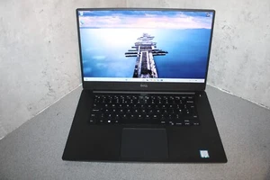 Dell Precision 5520 15.6" Xeon E3-1505M 16GB RAM 256GB SSD + 500GB Nvidia Quadro - Picture 1 of 5