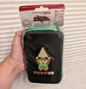 The Legend of Zelda 8 Bit Pixel Link - Hori Carrying Case Nintendo 3DS XL - NEW - Bild 1 von 3