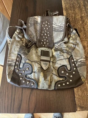 Realtree AP Mujer Camuflada Moda Mochila Camuflaje Estilo Occidental Cartera Bolso de Mano Foto 1 de 4