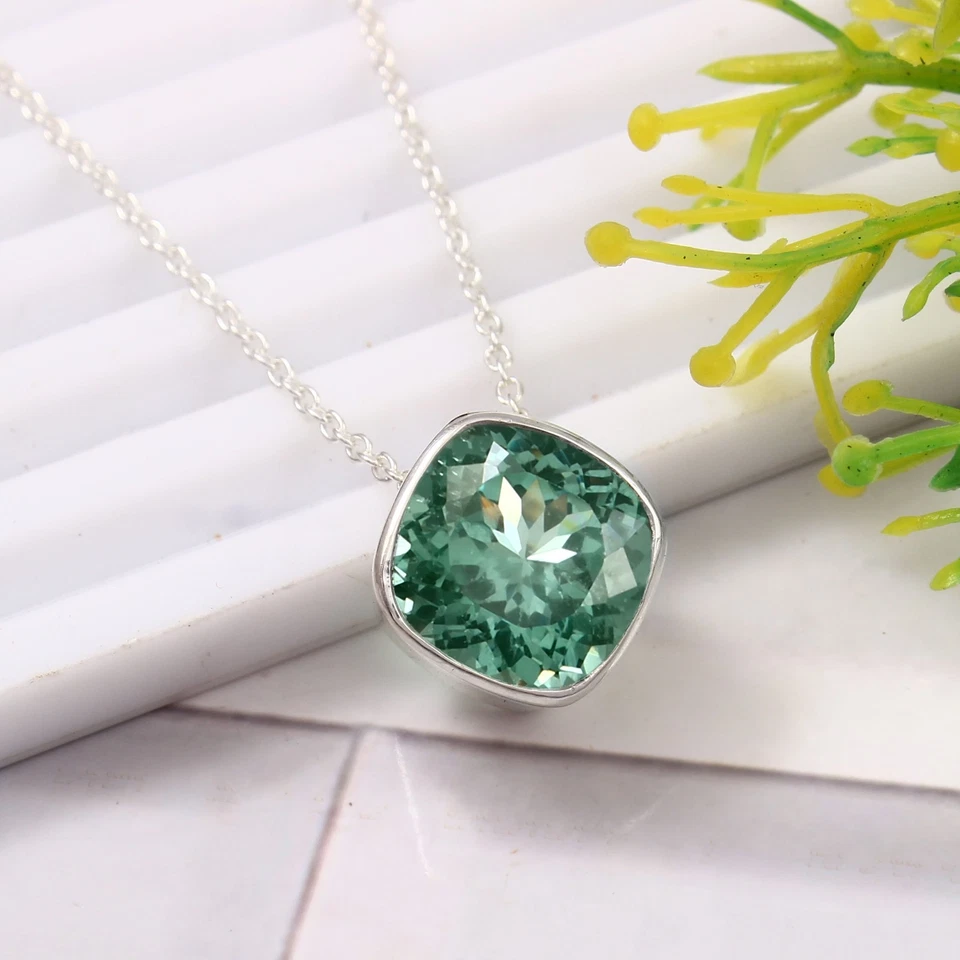 10x10 MM Verde Spinello Cuscino, 925 Pendente Argento Sterling, Agosto Del Mese - Immagine 1 di 4