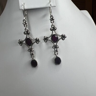 Brincos pendurados de prata gótica/punk cruz vermelha gota de óleo - Imagem 1 de 3