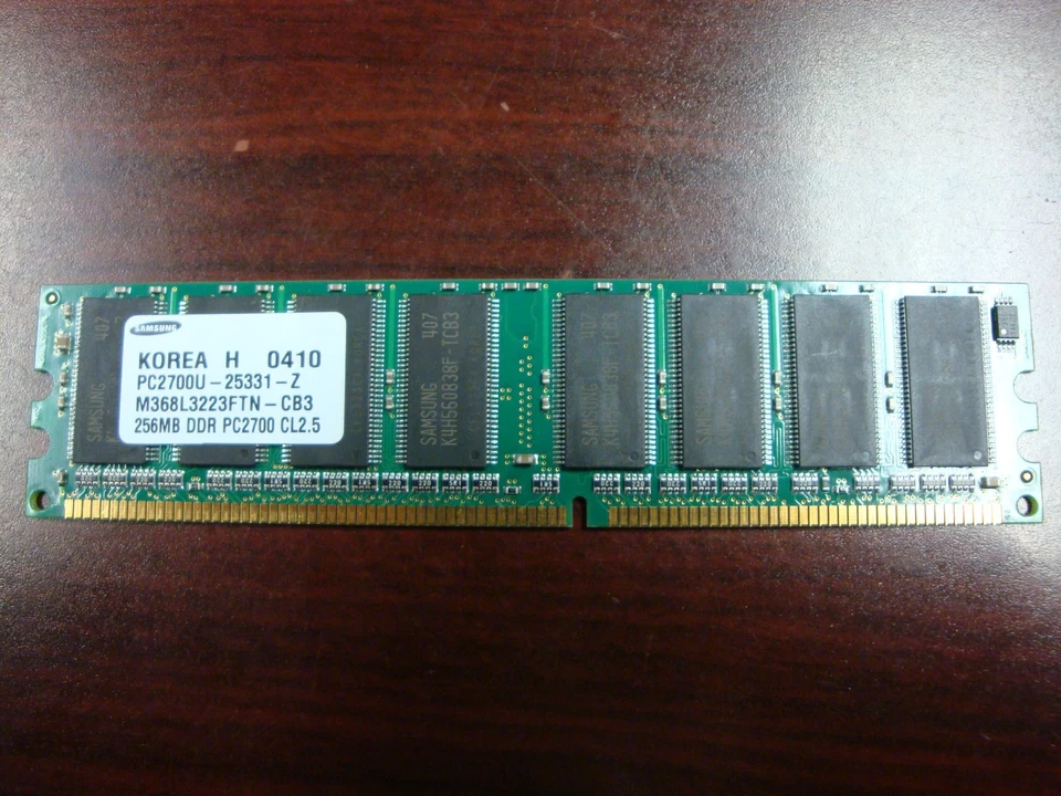 Samsung M368L3223FTN-CB3 256MB PC2700U-25331-Z Computer Memory Desktop  - Image 1 of 1
