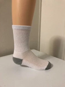 *** 12 Pair Boy's or Girl's Athletic (WHITE)Crew Socks 6-8 LQQK*** - Picture 1 of 3