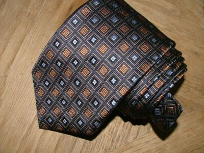 CORBATA HOMBRE ROBERT TALBOTT MEJOR DE SU CLASE 100% SEDA COSIDA A MANO CUADROS AZULES #0391 Foto 1 de 4