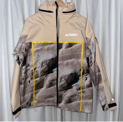 Adidas National Geograhpic Terrex Rain Jacket - NEW with tags, Women's Small! — 第 1/4 张图片