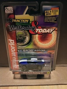 AUTO WORLD SLOT CAR YESTERDAY AND TODAY 2018 FORD MUSTANG GT BLUE - Picture 1 of 1